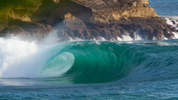 Arrys Watukarung Surfcamp Hotell Kalak Exteriör bild
